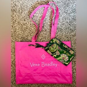 Vera Bradley LOT Chelsea Green Paisley Wallet Wristlet Clutch Pink Reusable Bag